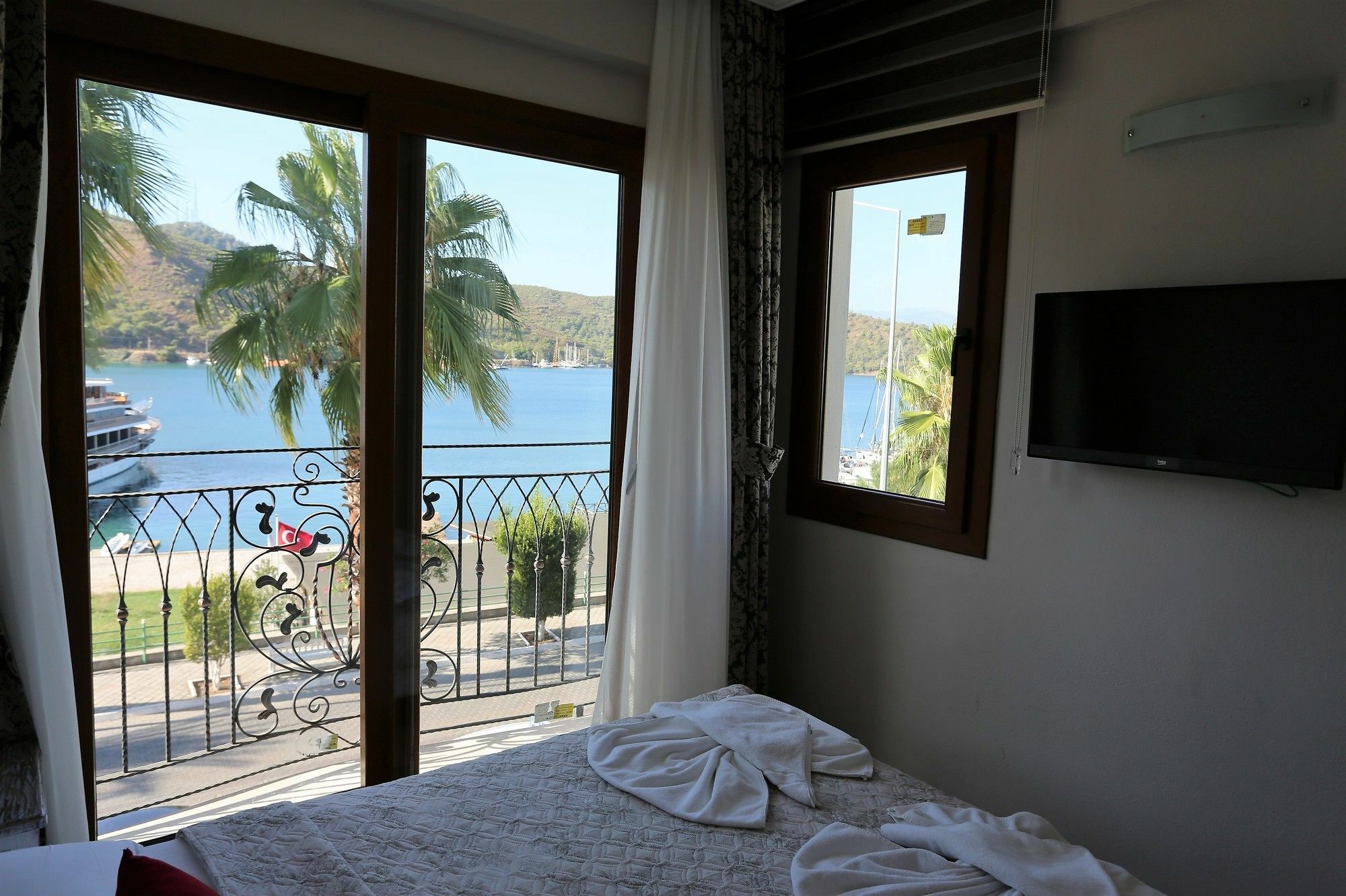 Cennet Life Hotel Fethiye Buitenkant foto